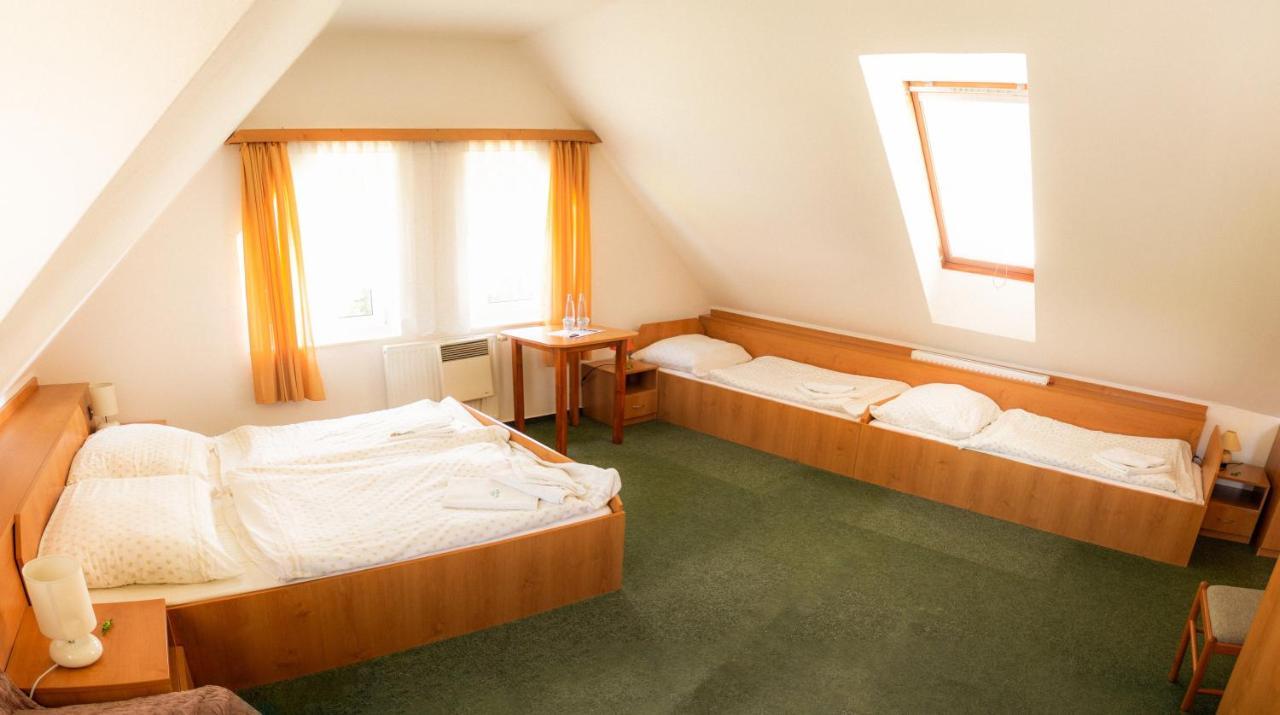 Motel Velký Rybník Dehtare  Exteriér fotografie